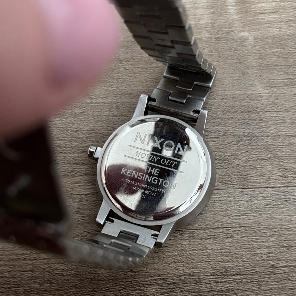 ✨Nixon Silver and Rose Gold Women's Watch - Picture 3 of 7